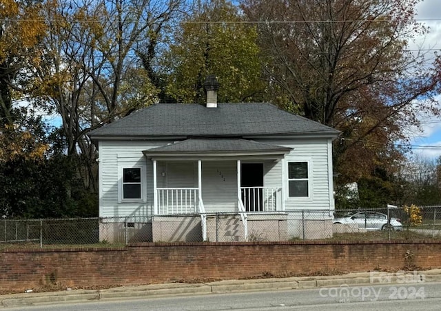 view of front of house featuring covered porch