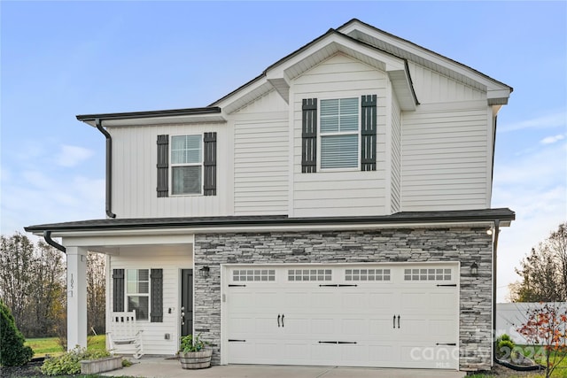 view of front of house featuring a garage