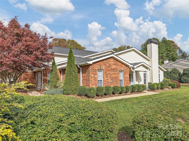 34 Lake Pointe Cir, Hendersonville, NC 28792 - photo 1