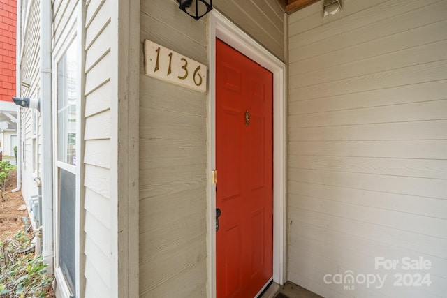 view of doorway to property