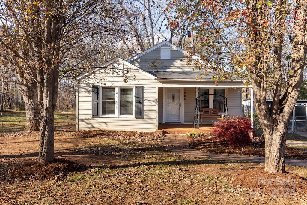 bungalow featuring a porch