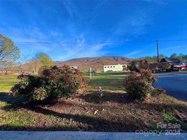 property view of mountains