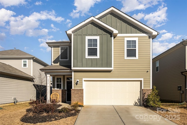 craftsman-style home featuring a garage