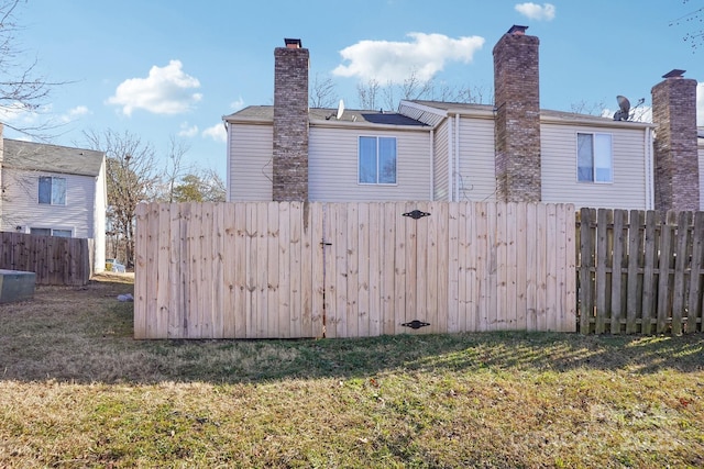 5300 Fair Wind Ln, Charlotte, NC 28212 - view of yard with fence