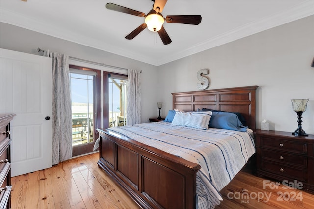 bedroom featuring ceiling fan, light hardwood / wood-style flooring, and crown molding