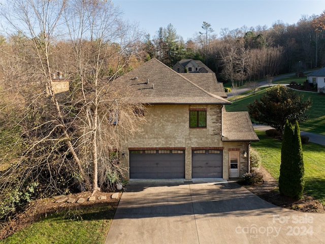 view of front of home featuring a garage