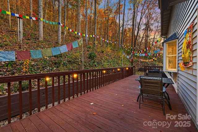 view of deck at dusk