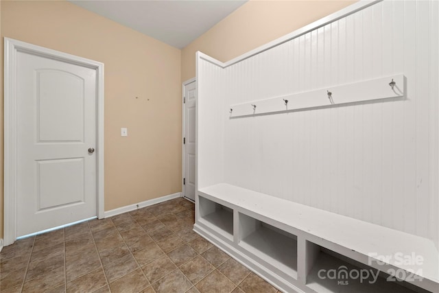 view of mudroom