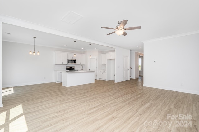 unfurnished living room with crown molding, light hardwood / wood-style flooring, ceiling fan with notable chandelier, and sink