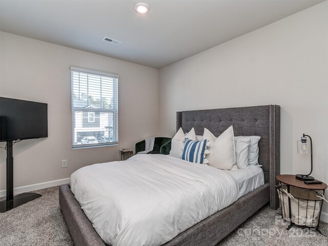 bedroom featuring carpet flooring