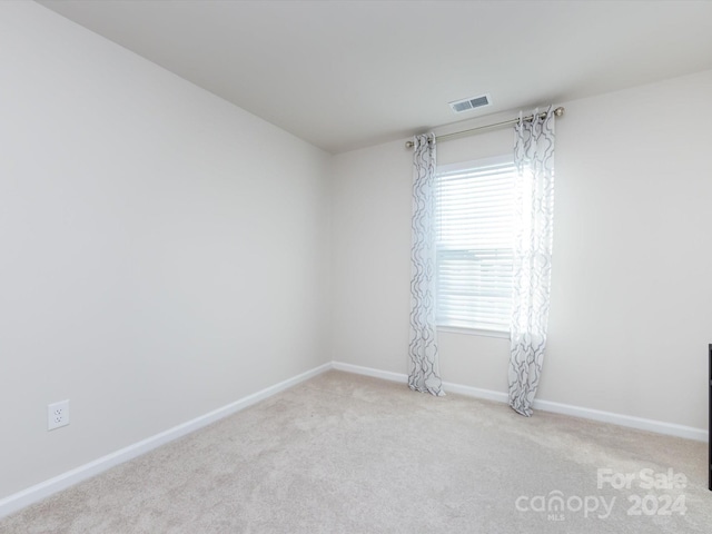 15533 Capps Rd, Charlotte, NC 28278 - carpeted spare room with baseboards