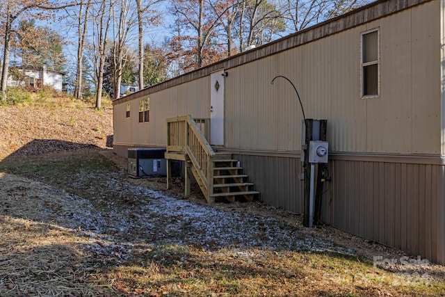 view of property exterior