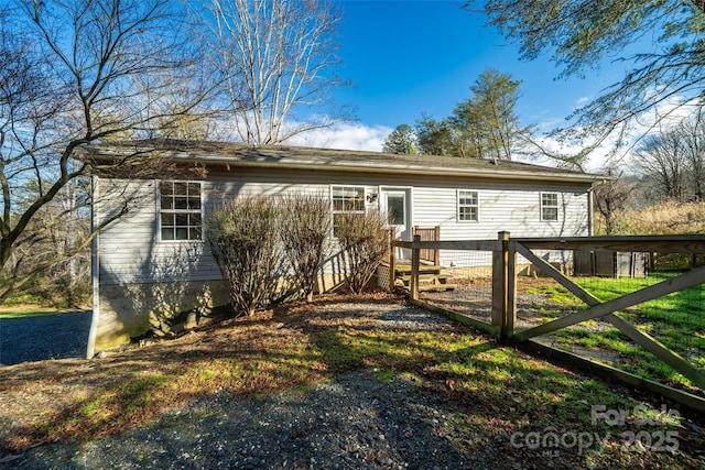 view of front of property