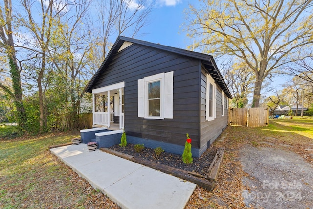 bungalow with a porch