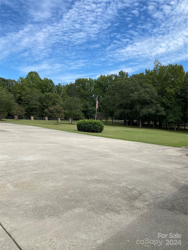 exterior space with a lawn