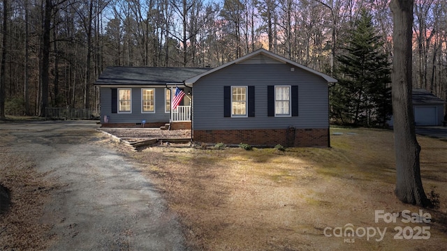 ranch-style house with a porch