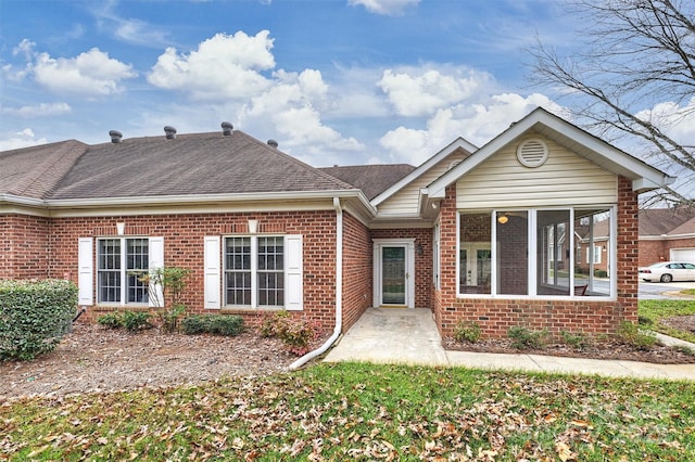 view of front of property