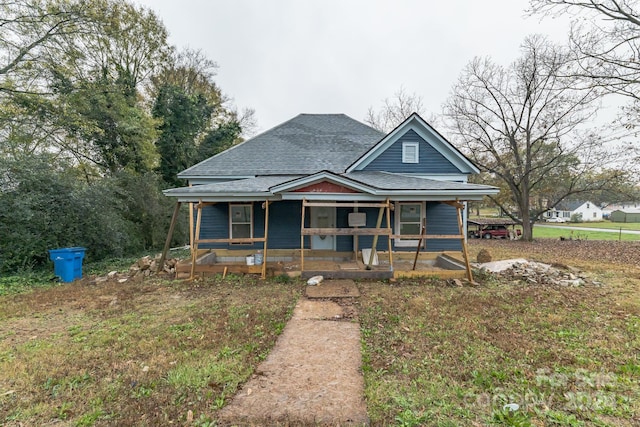 view of front of home with covered porch