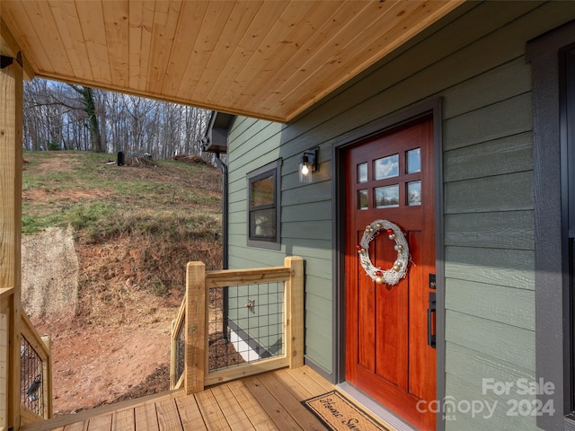 view of entrance to property