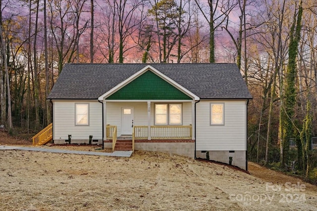 view of front of house with covered porch