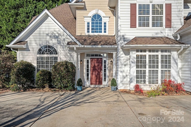 view of entrance to property