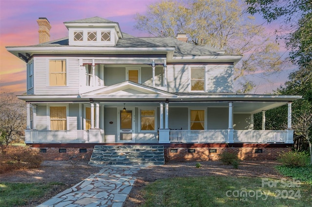 view of front of house featuring covered porch