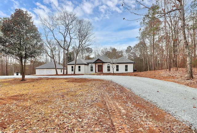 view of front of property