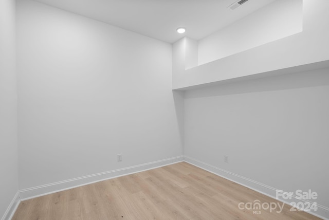 empty room featuring light hardwood / wood-style floors