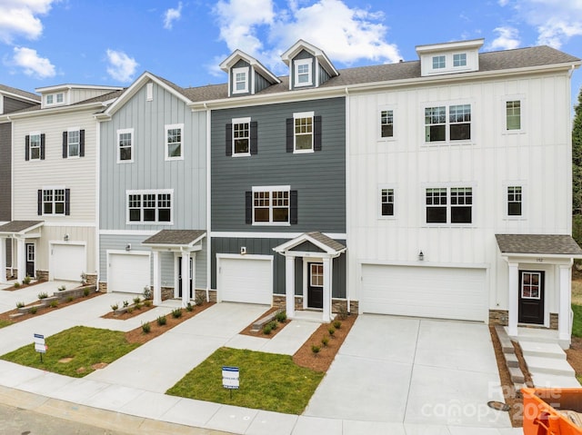 view of townhome / multi-family property