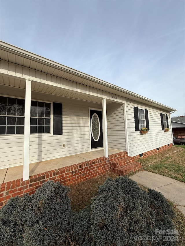 view of front of home with a porch