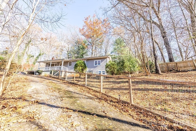 view of front of property