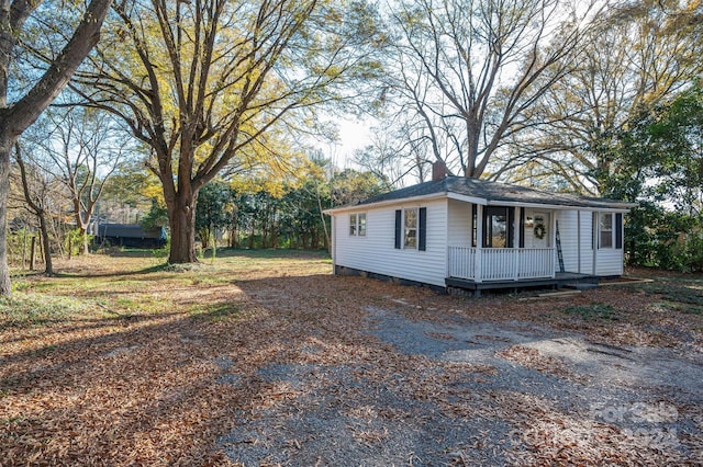 view of front of property