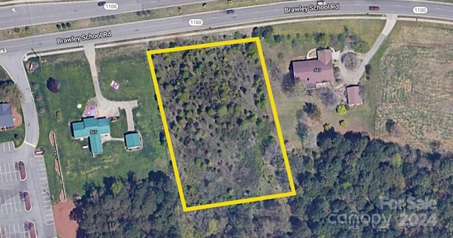 Listing photo 2 for 0 Brawley School Rd, Mooresville NC 28117