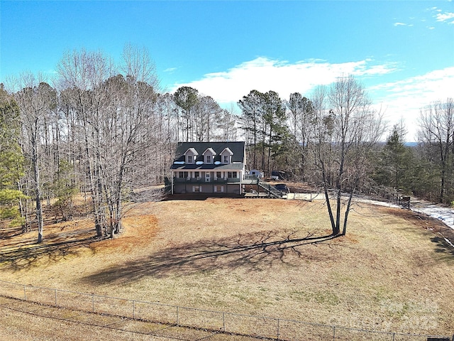 view of front of home with a front lawn