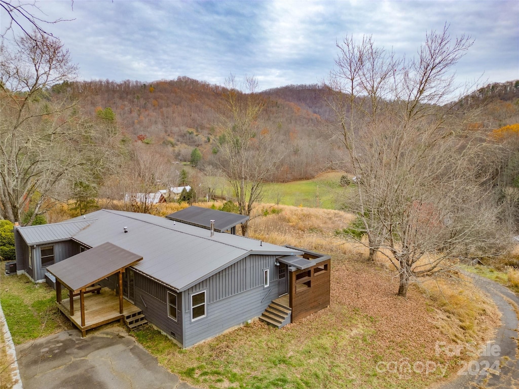 drone / aerial view with a mountain view