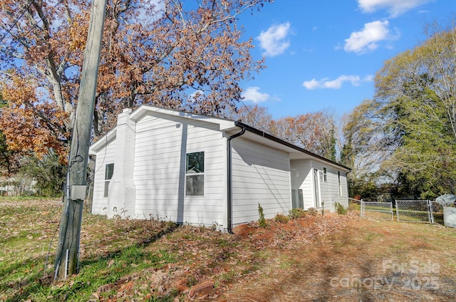 view of property exterior