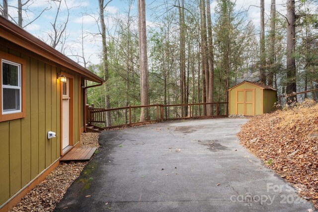 106 Buffalo Trl, Asheville, NC 28805 - photo 3