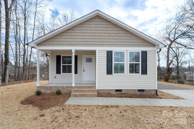 view of front facade with covered porch