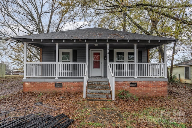 bungalow with a porch