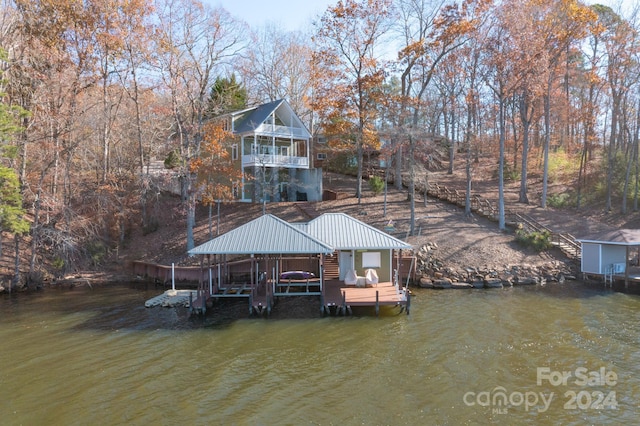 view of dock featuring a water view