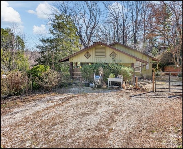 81 Jericho Dr, Tryon, NC 28782 - view of front facade
