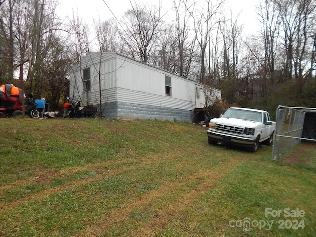 Listing photo 3 for 3 Patrick Dr, Waynesville NC 28786