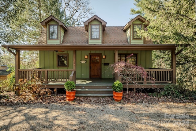 view of front of home with covered porch