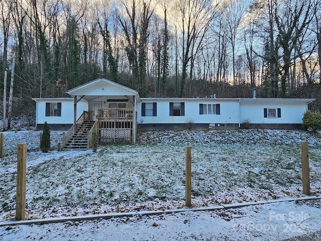 view of front facade featuring covered porch