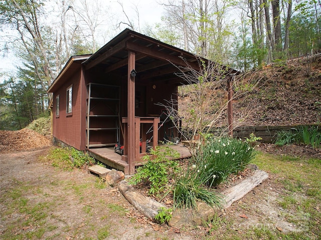 view of outbuilding