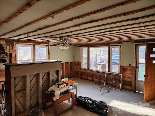 misc room with ceiling fan