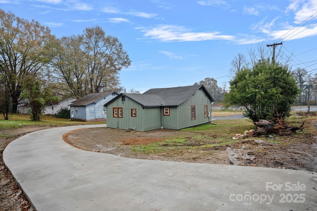 view of property exterior