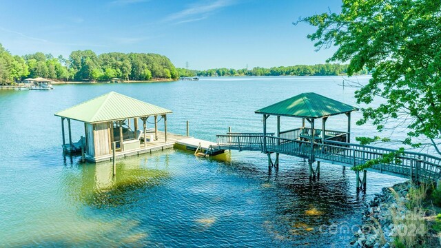 2471 Camelia Pointe Dr, Sherrills Ford, NC 28673 - photo 5