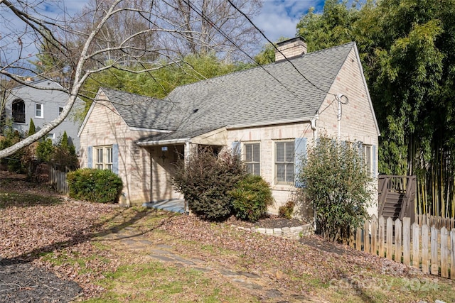 view of front of property