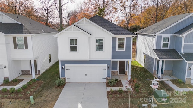 view of front of house featuring a garage